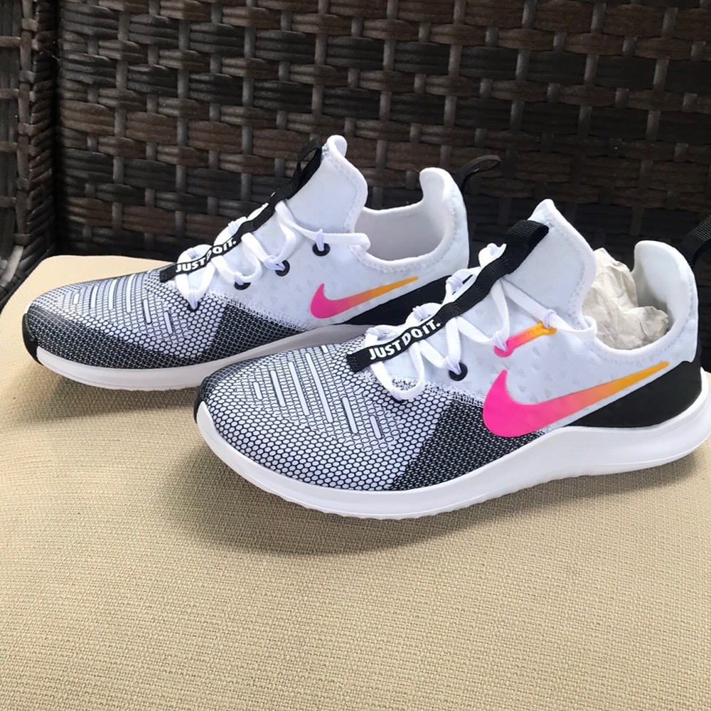 Women’s Nike Free Tr8 brand new in box